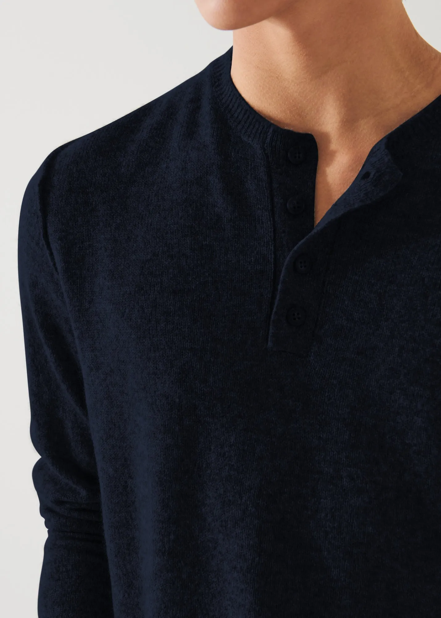 AIR CASHMERE HENLEY SWEATER