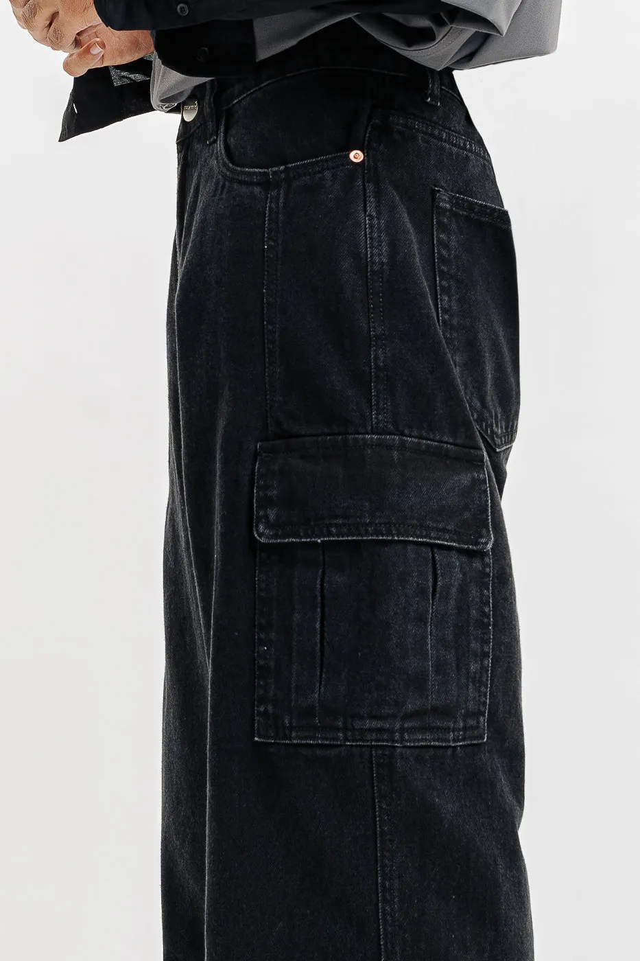 Black Men's Urban Cargo Jeans