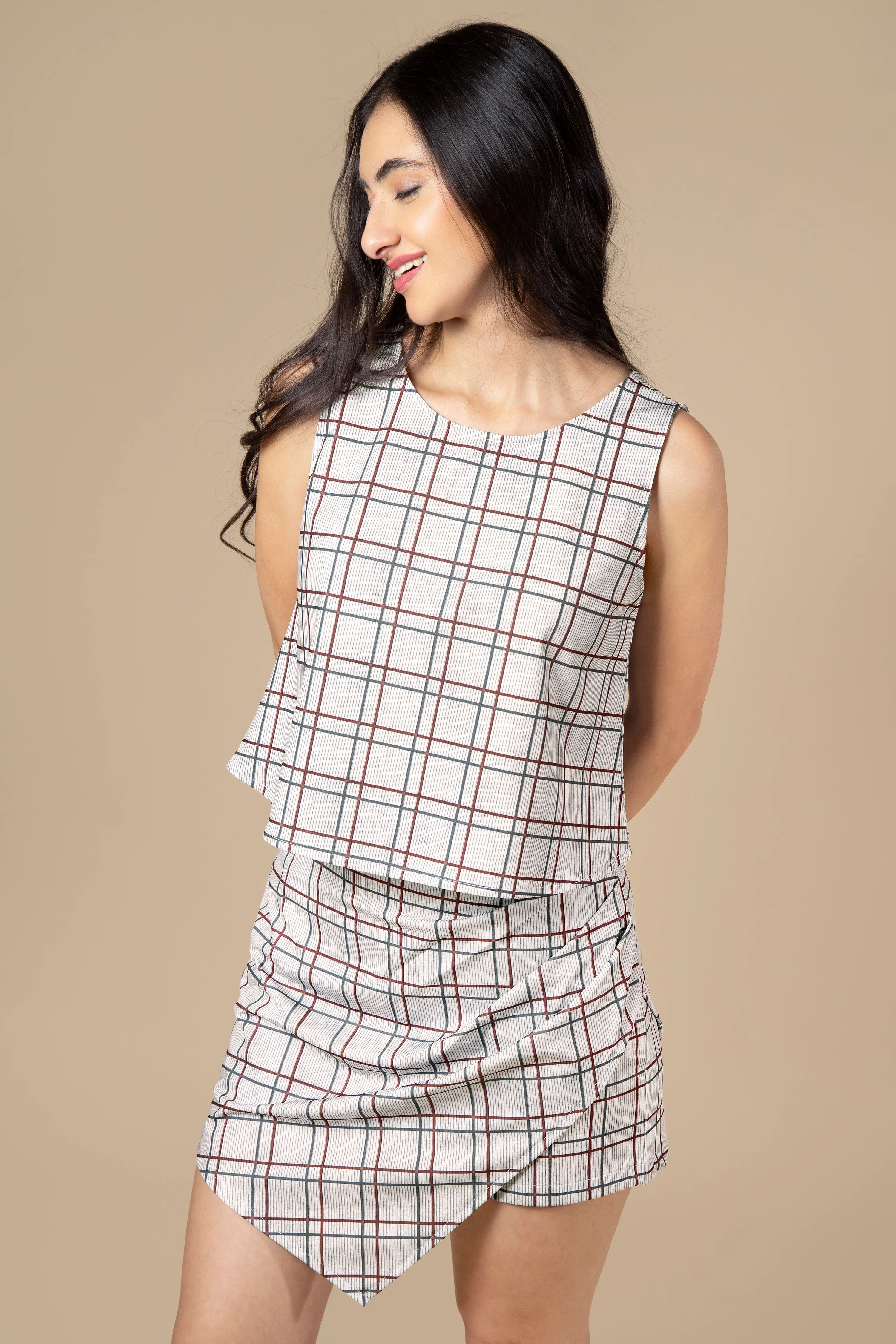 Checks Sleeveless Top For Women