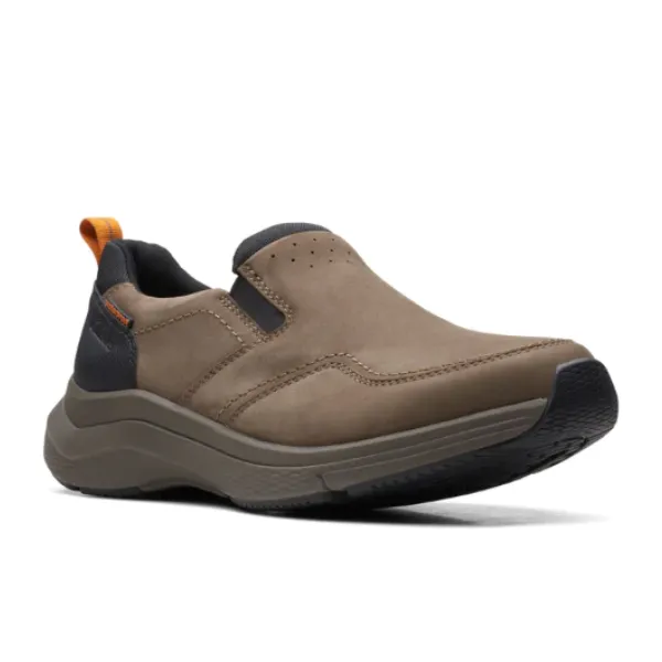 Clarks Mens Wave 2.0 Edge Comfort Shoes in Taupe – Stylish, Durable, and Supportive Footwear for Everyday Wear