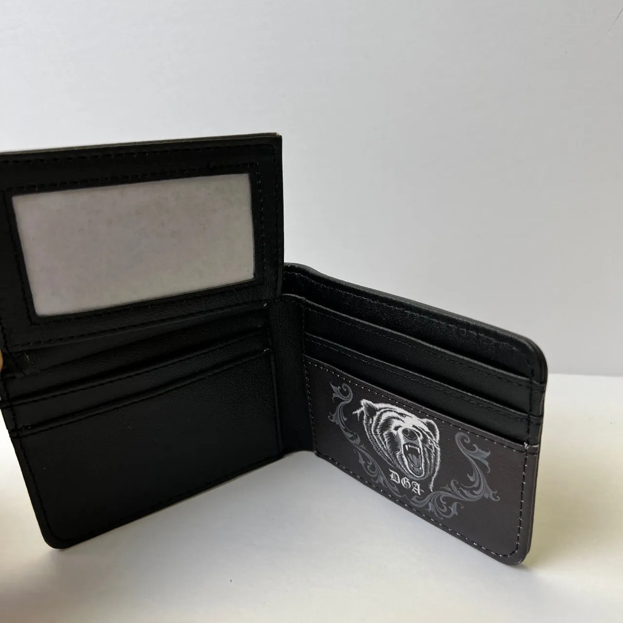 DGA Revolucion Wallet