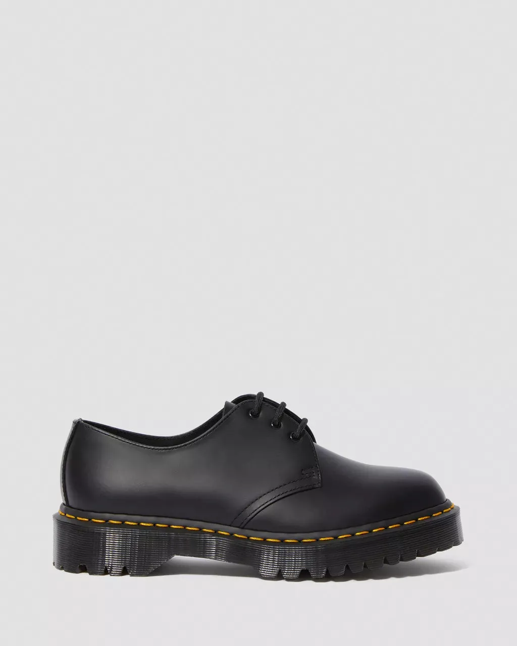 Sure! Here’s an optimized title for the Dr. Martens 1461 Bex Smooth Black Leather Oxford Shoes:

Dr. Martens 1461 Bex Smooth Black Leather Oxford Shoes for Men - Classic & Durable Footwear

Let me know if you need any further adjustments!