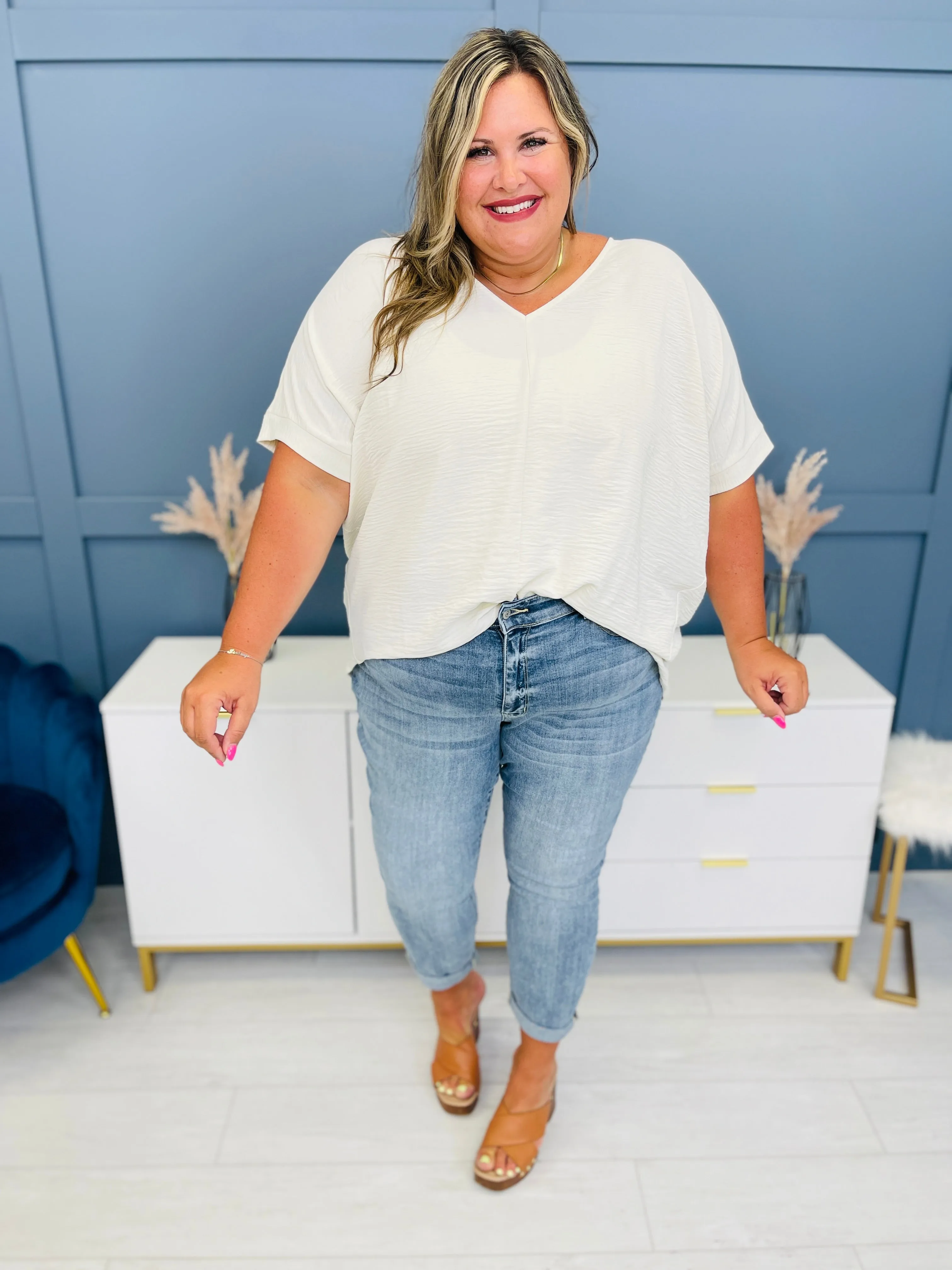 Judy Blue The Bleach Boys Midrise Boyfriend Jeans in Reg/Curvy