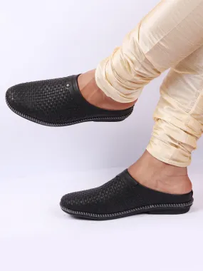 Men Black Back Open Knit Design Stitched Ethnic Casual Mules